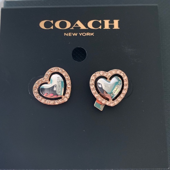 ❤️PEARL HEART HALO STUD EARRINGS❤️ - Picture 1 of 5